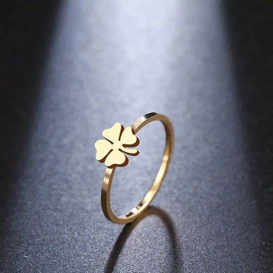 Clover Pattern Ring New